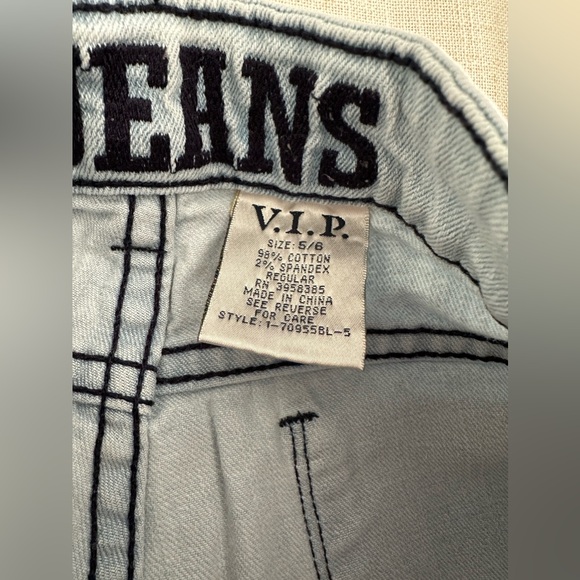 VIP Jeans Women's Size 5/6 Distressed Stretch Light Wash Denim Jeans - Picture 6 of 13